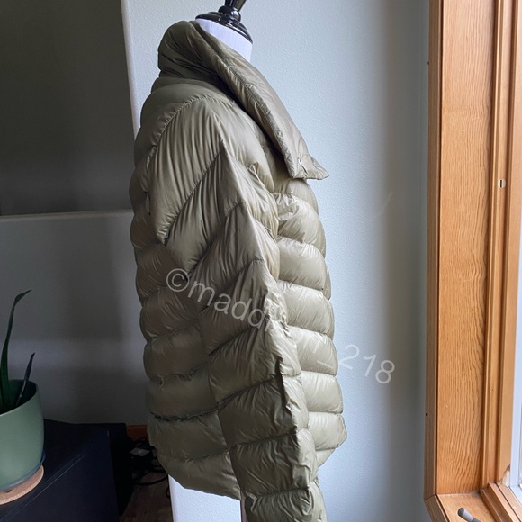 Patagonia Prow Down Jacket Large 600-fill-power Duck Down Motorcycle Style L - Picture 5 of 14